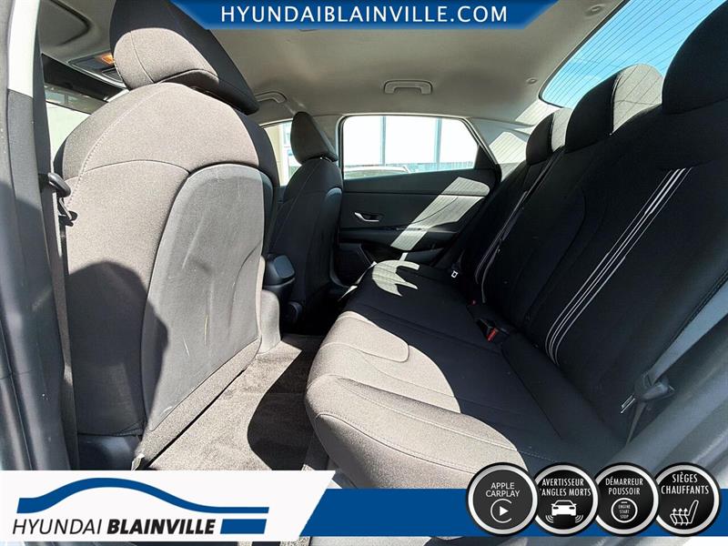 hyundai Elantra 2022 - 18