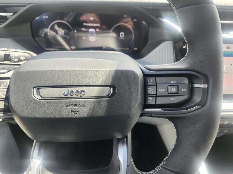 jeep Cherokee 2026 - 26