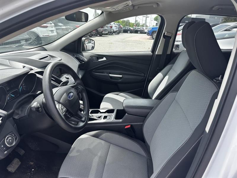 ford Escape 2018 - 12