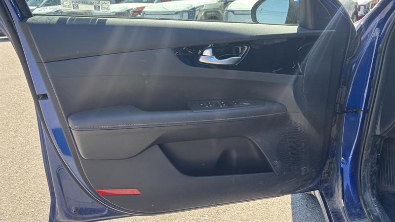 kia Forte 2023 - 8
