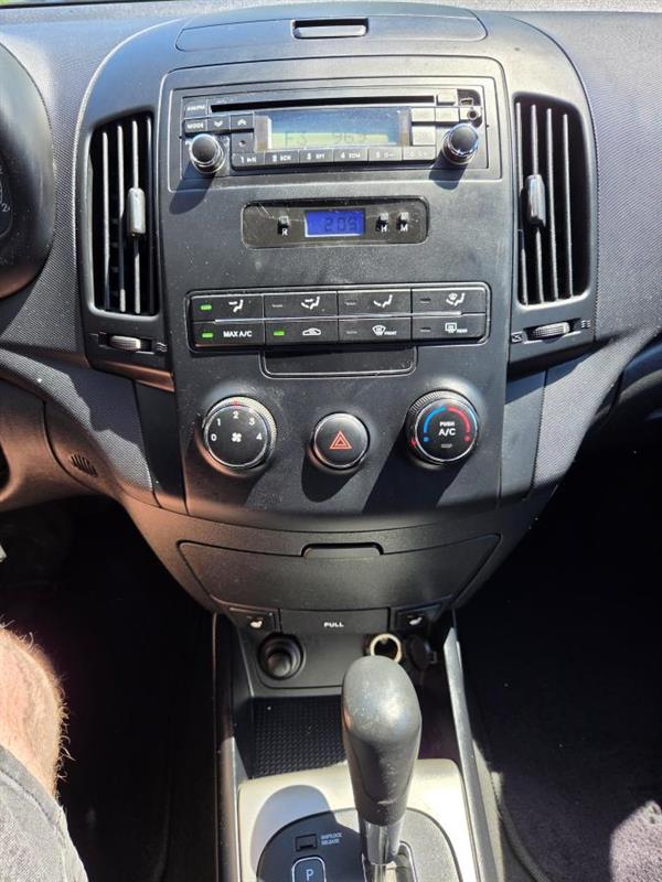 hyundai Elantra Touring 2010 - 19