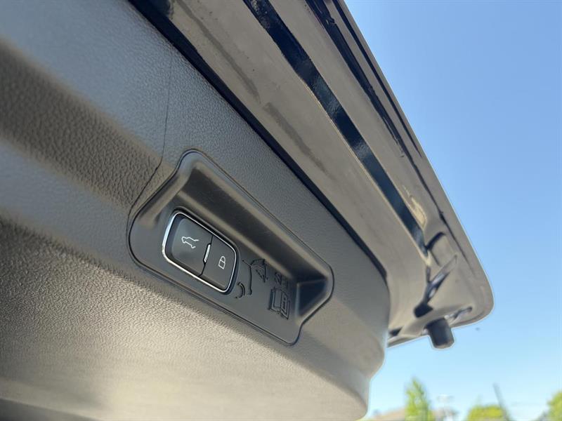 ford Explorer 2022 - 8