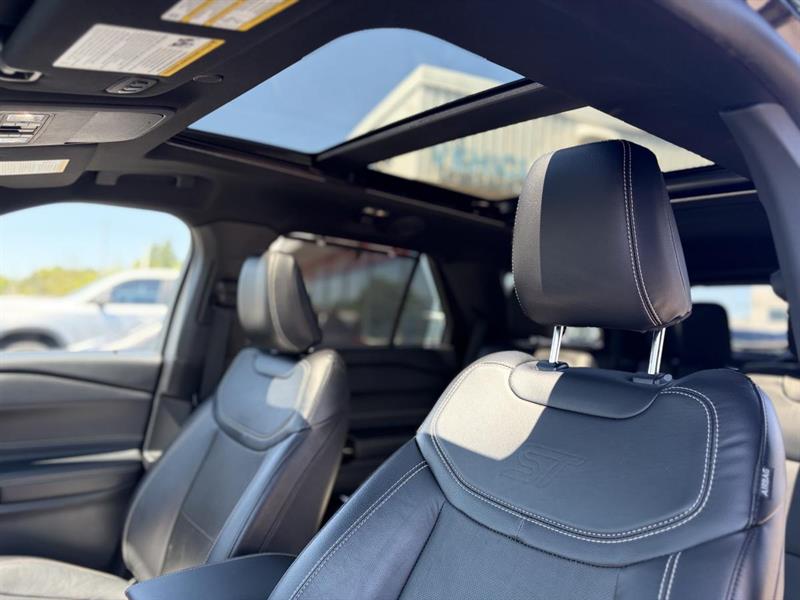 ford Explorer 2022 - 14