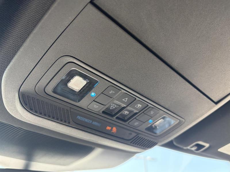 ford Explorer 2022 - 27