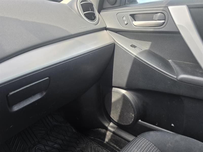 mazda Mazda3 2012 - 15