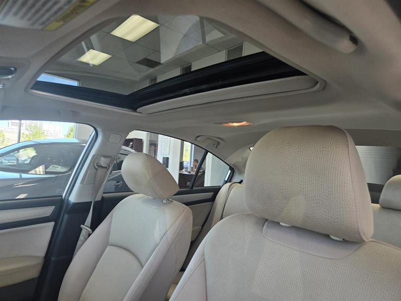 subaru Legacy 2017 - 14