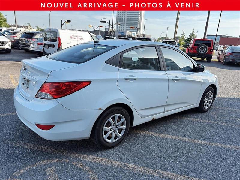 hyundai Accent 2012 - 3