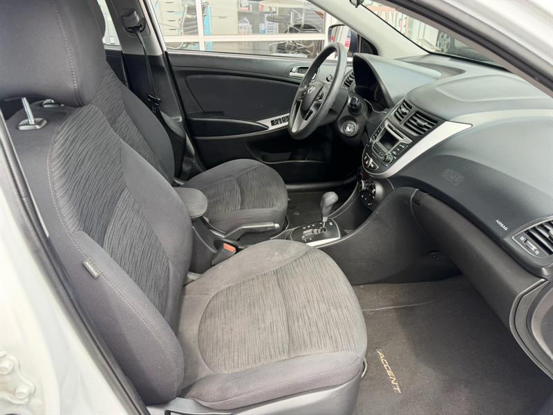 hyundai Accent 2015 - 11