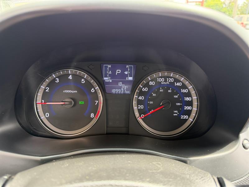 hyundai Accent 2015 - 23