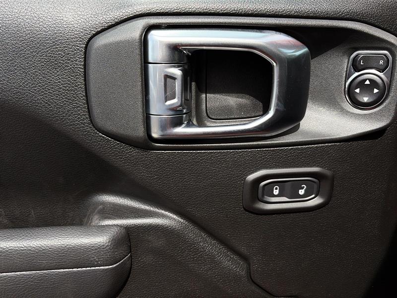 jeep Wrangler 2026 - 24