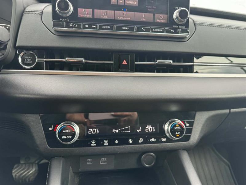 mitsubishi Outlander 2022 - 25