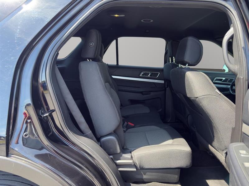 ford Explorer 2017 - 16