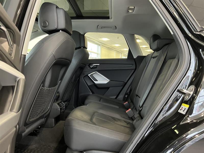audi Q3 2020 - 11