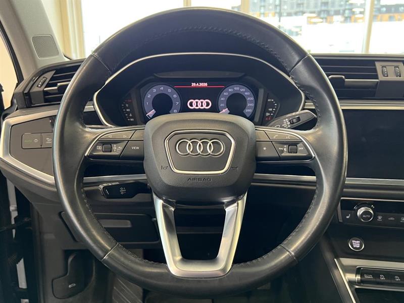 audi Q3 2020 - 12