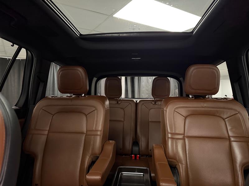 lincoln Aviator 2022 - 25