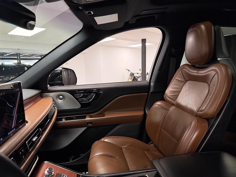 lincoln Aviator 2022 - 26