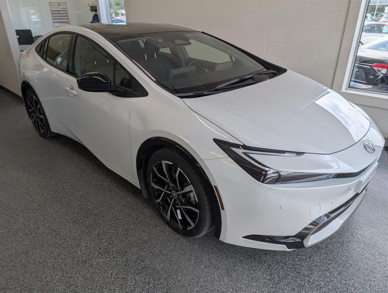 toyota Prius Plug-In Hybrid 2025