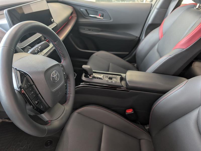 toyota Prius Plug-In Hybrid 2025 - 11
