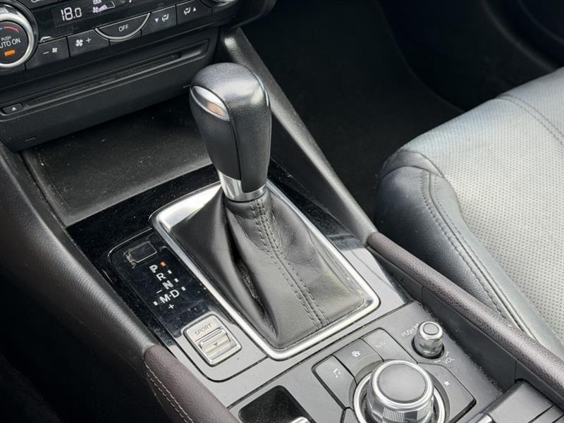 mazda Mazda3 Sport 2018 - 9