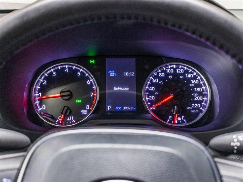 toyota RAV4 XLE 2022 - 17