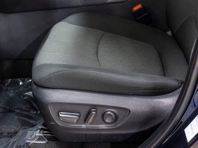 toyota RAV4 XLE 2022 - 24