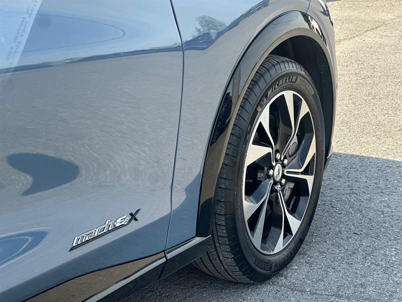ford Mustang Mach-E 2023 - 11