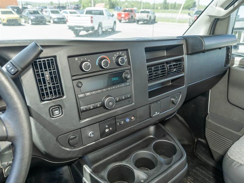 gmc Savana Commercial Cutaway 2025 - 14