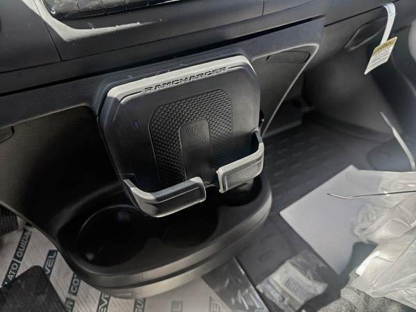 ram ProMaster fourgon vitré 2025 - 13
