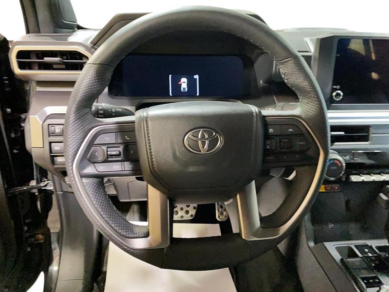 toyota Tacoma 2025 - 13