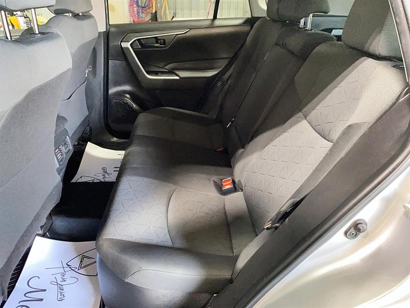 toyota RAV4 2022 - 8