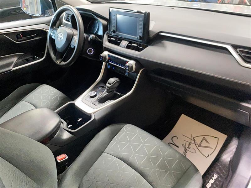 toyota RAV4 2022 - 16