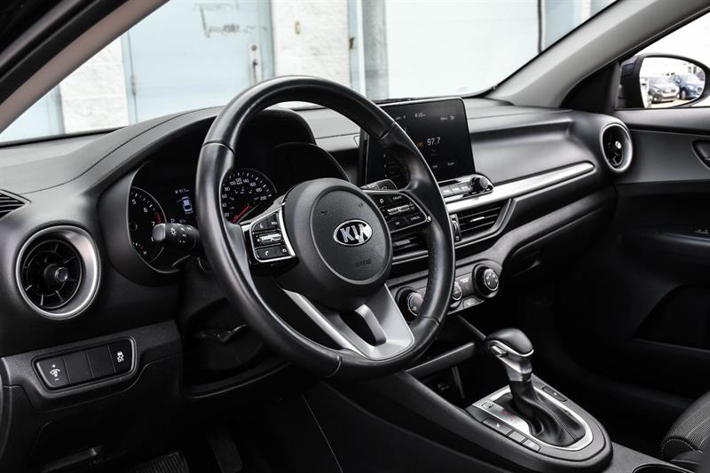 kia Forte 2021 - 8
