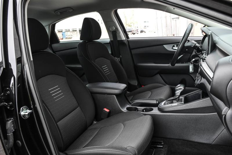 kia Forte 2021 - 9