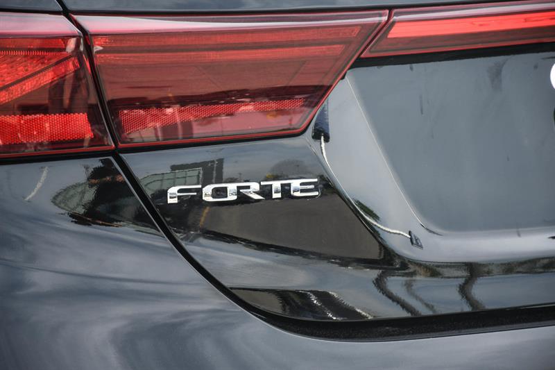 kia Forte 2021 - 23