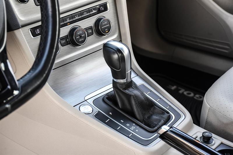 volkswagen Golf 2016 - 24