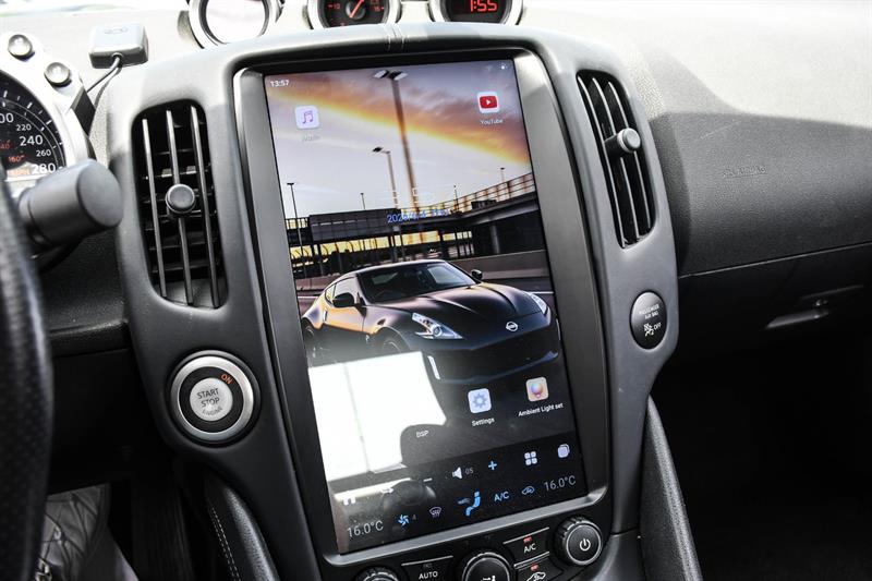 nissan 370Z 2019 - 25