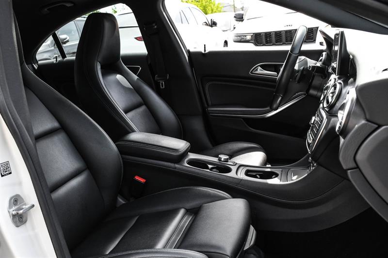 mercedes-benz CLA250 2018 - 15