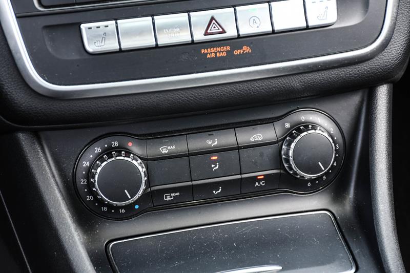 mercedes-benz CLA250 2018 - 29