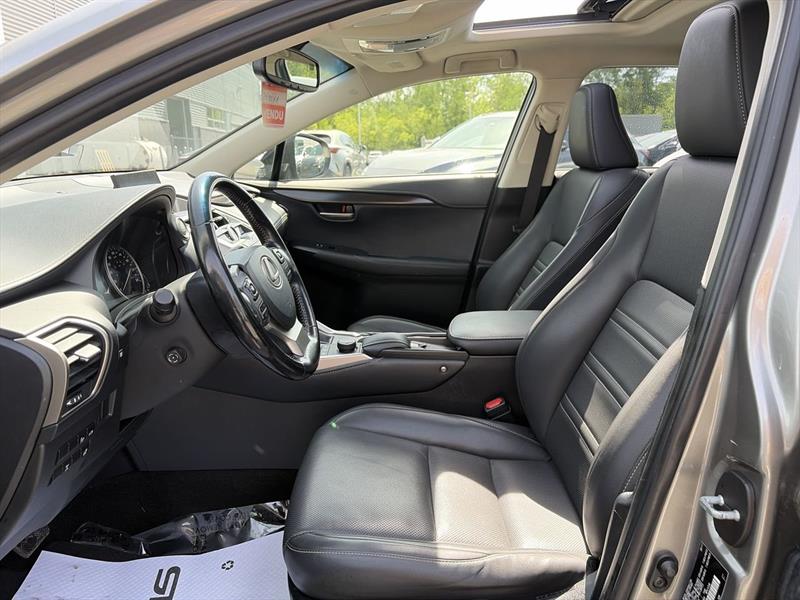 lexus NX 200t 2017 - 19