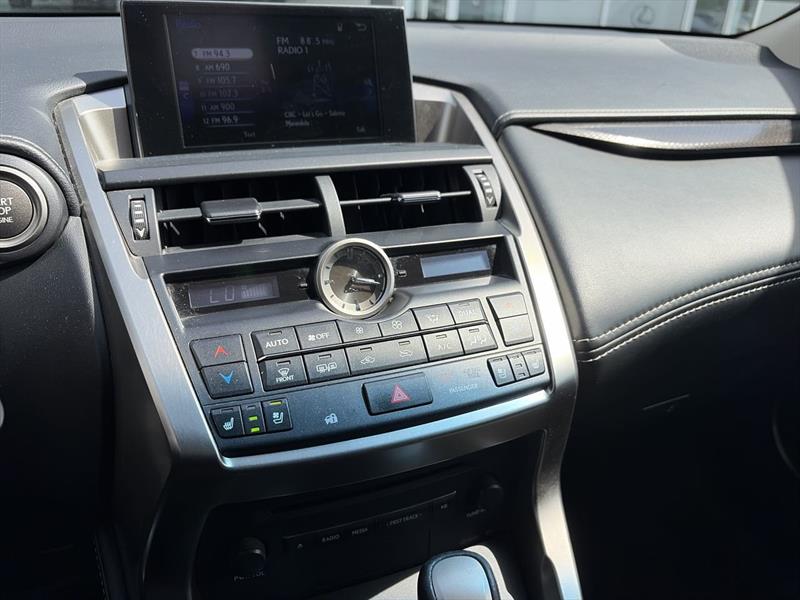 lexus NX 200t 2017 - 26