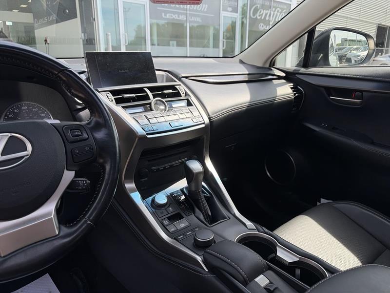 lexus NX 200t 2017 - 28
