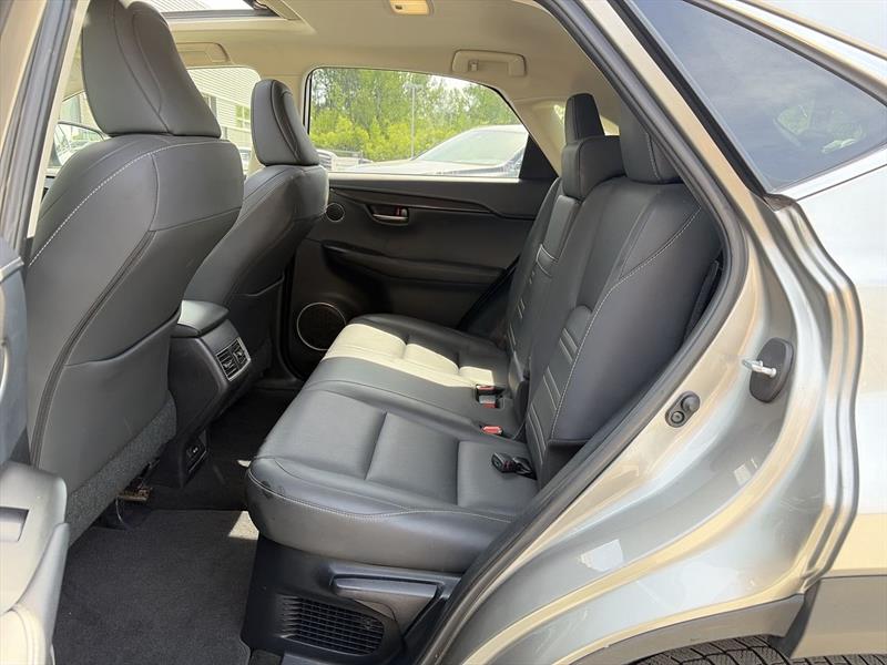 lexus NX 200t 2017 - 30