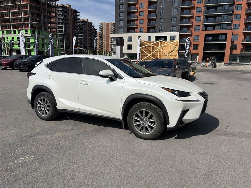 lexus NX 300 2021 - 17