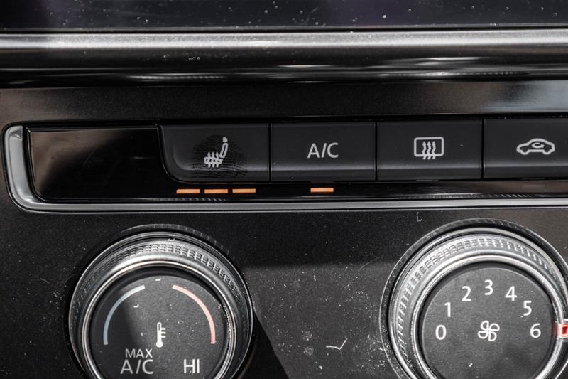 volkswagen Golf 2018 - 27