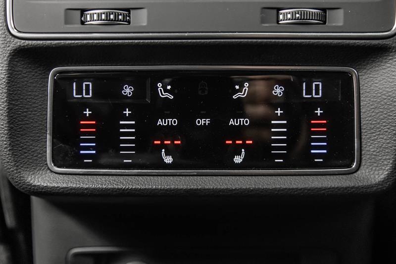 audi SQ8 2022 - 35