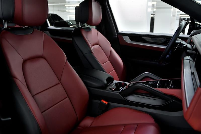 porsche Cayenne 2025 - 24
