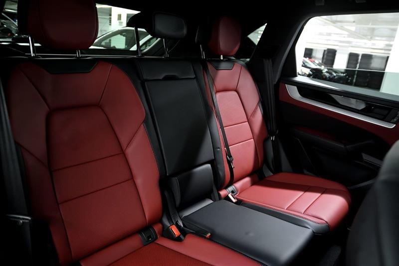 porsche Cayenne 2025 - 26