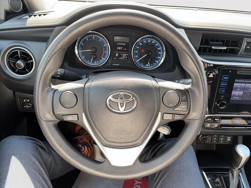 toyota Corolla 2019 - 12