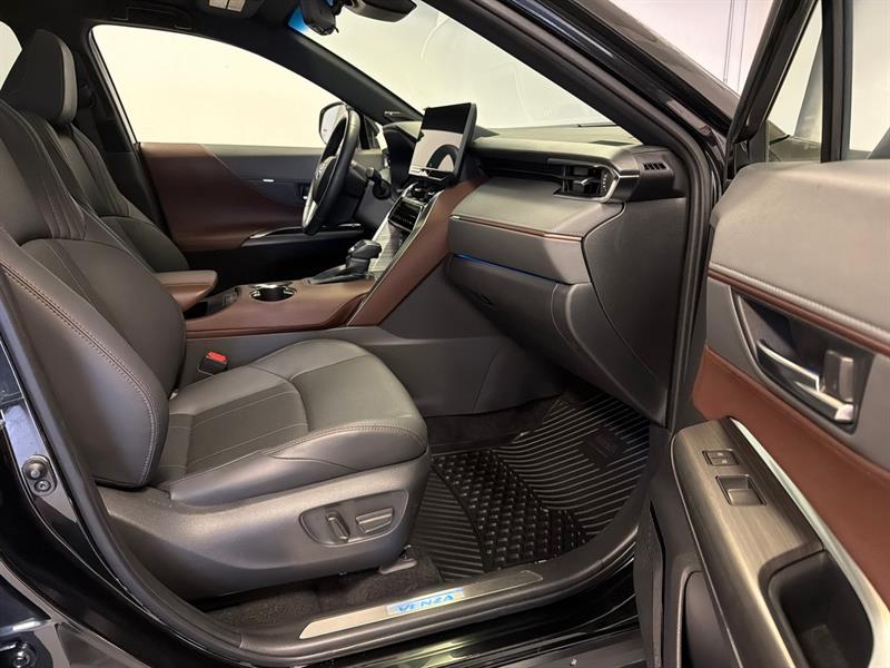 toyota VENZA HYBRID 2024 - 17