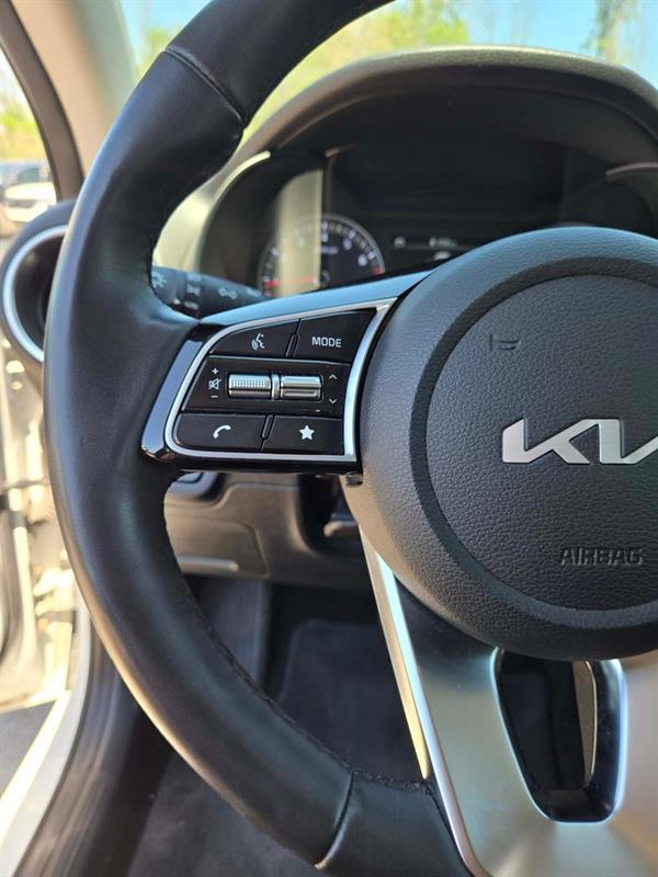 kia Forte 2023 - 12
